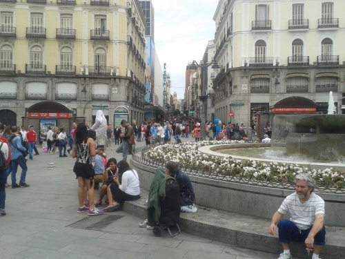 Plaza del Sol - So many people!